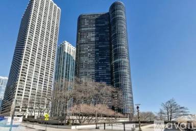 Main picture of Harbor Point Condominiums
