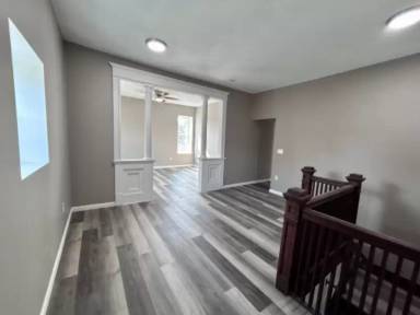 Main picture of 201 E Garfield St