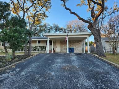 Main picture of 126 West Ln