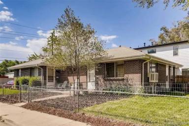 Main picture of 405 W Bates Ave