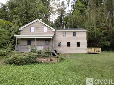 Main picture of 1 Weidman St