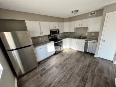 Main picture of 3609 Baldwin Ave