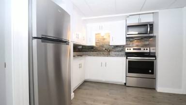 Main picture of 50 W Main St