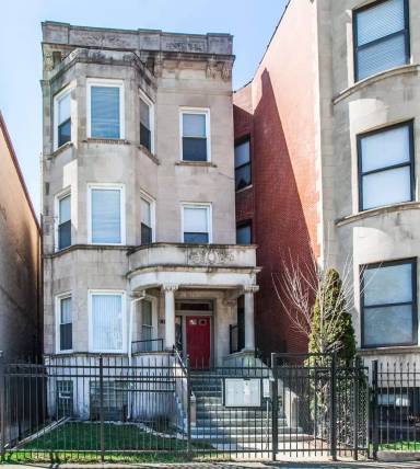 Main picture of 4552 S Indiana Ave