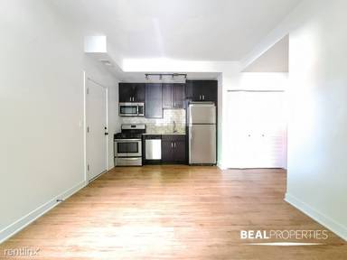 Main picture of 2201-09 W Eastwood Ave