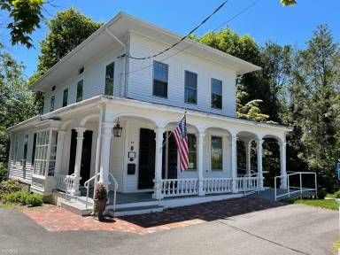 Main picture of 58 Prospect St