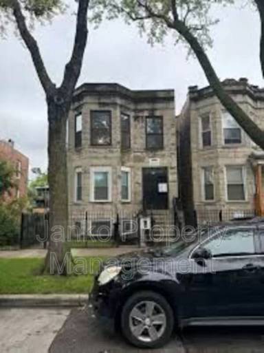 Main picture of 6612 S Rhodes Ave