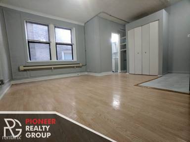 Main picture of 4735 N Beacon St Apartments