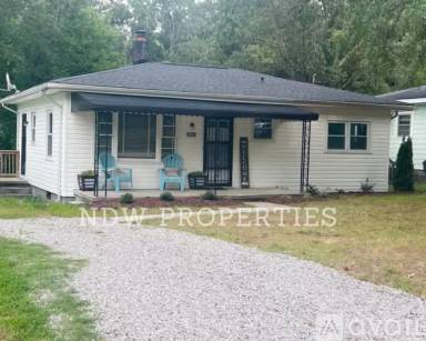 Main picture of 3042 Forrester St