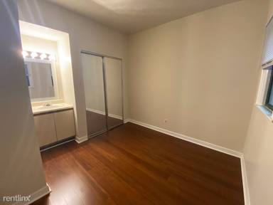 Main picture of 1001 N Delaware St