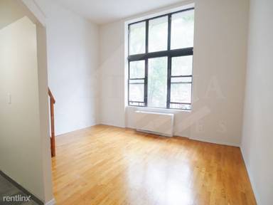 Main picture of 105 Lexington Ave