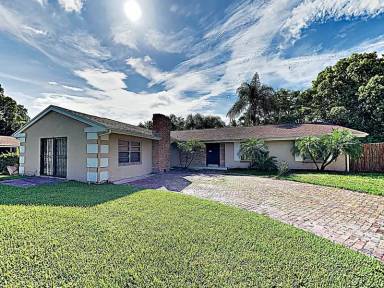 Main picture of 2512 Sea Breeze Ct