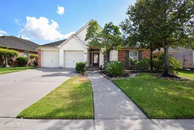 Main picture of 28043 Emma Gardens Ln