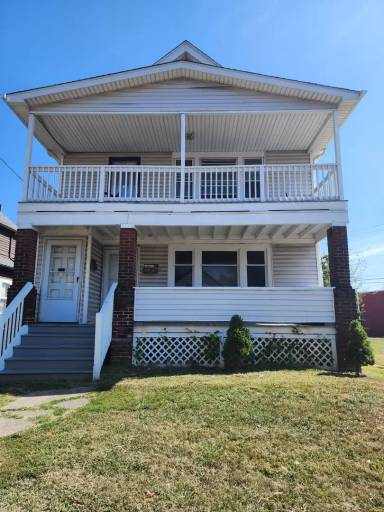 Main picture of 1271 E 169th St