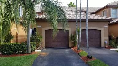 Main picture of 1348 Veracruz Ln