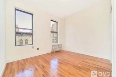Main picture of 230 East 25th St