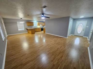 Main picture of 1908 Circles End