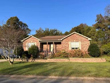 Main picture of 509 Acorn Way