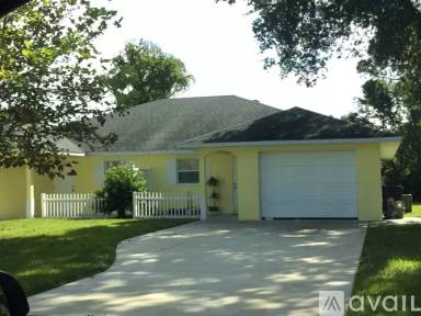 Main picture of 3323 India Palm Dr