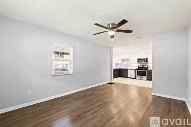 Main picture of 1453 Mercer Ave
