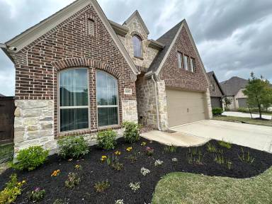 Main picture of 16343 Silver Emperor St