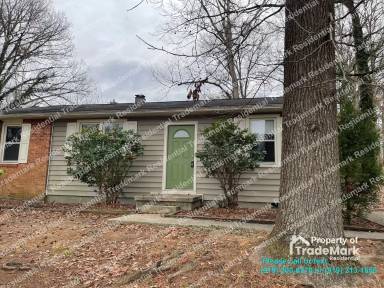 Main picture of 3212 Pinecrest Dr