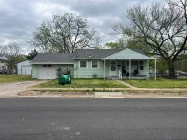 Main picture of 527 S Spring St