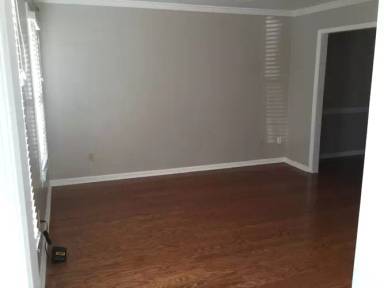 Main picture of 1220 Quarter Way