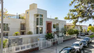 Main picture of 5240 Virginia Ave