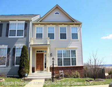 Main picture of 2424 Battery Hill Cir