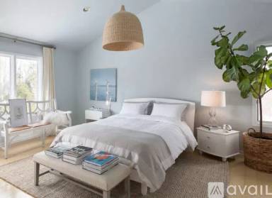 Main picture of 305 Coles St