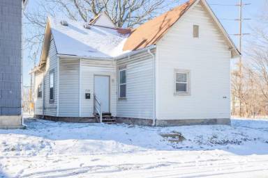 Main picture of 1734 Olive St