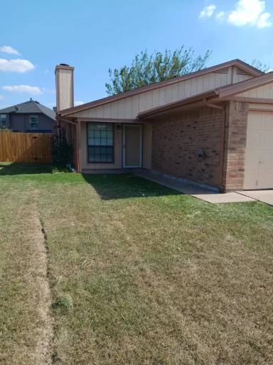 Main picture of 5810 Silver Sage Dr