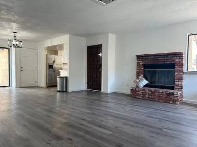 Main picture of 1127 N Mono Ct