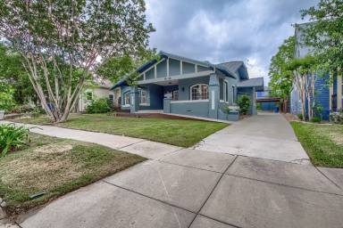 Main picture of 518 Queen Anne Ct