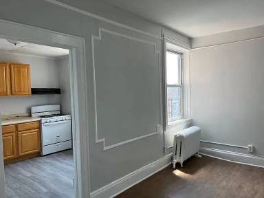 Main picture of 805 New York Ave