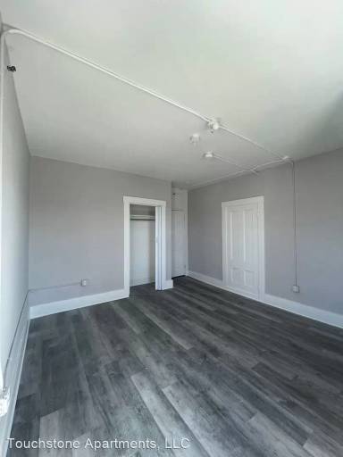 Main picture of 2 Franklin St