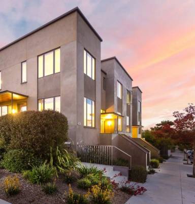 Main picture of 420 Cornell Ave