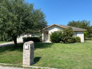 Main picture of 804 Roosevelt Dr