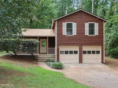 Main picture of 748 Emerald Forest Cir