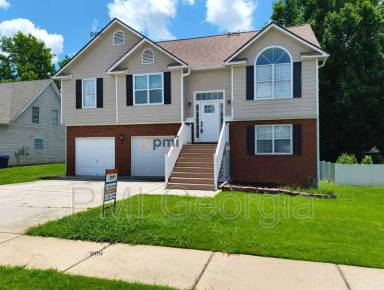 Main picture of 194 Saddleview Trl
