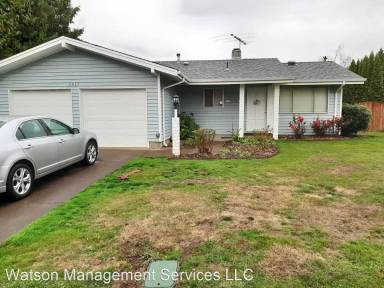 Main picture of 3015 16th Ave SE