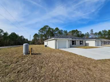 Main picture of 13777 SW 61st Cir