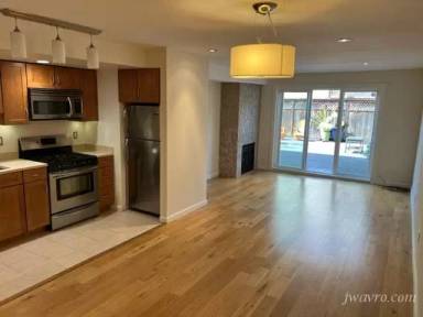 Main picture of 3001 24th St