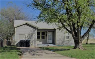 Main picture of 619 NE 29th St