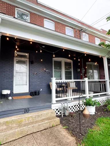 Main picture of 20 E Liberty St