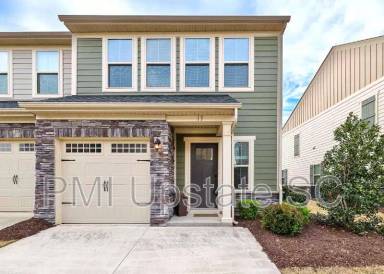 Main picture of 13 Eagle Field Ln