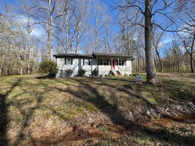 Main picture of 716 Mountain View Dr