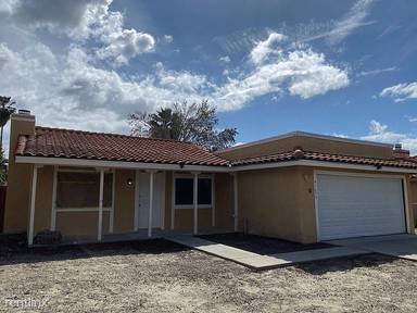 Main picture of 41693 Royal Palm Dr