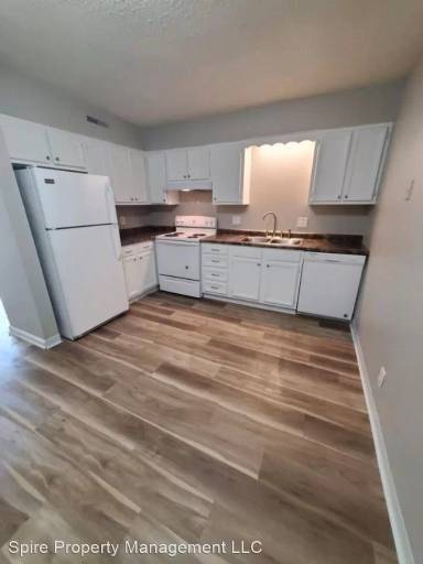 Main picture of 1195 NW Aurora Ave